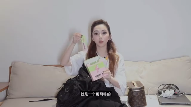 邓紫棋翻包视频案例