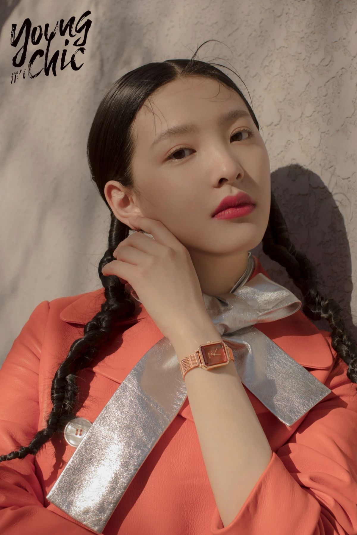 章若楠杂志平面手表植入案例