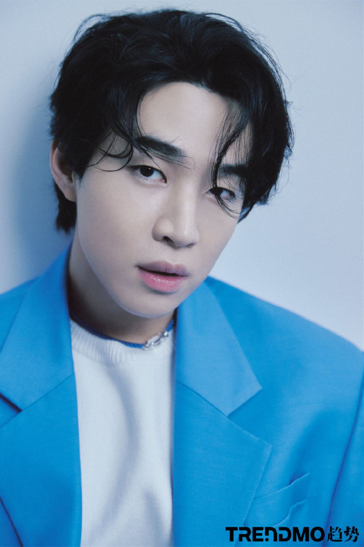 刘宪华杂志平面西服套装植入案例